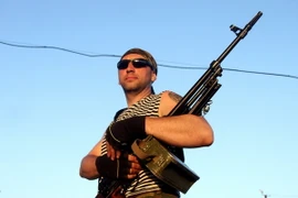 Ukraine: Quân ly khai tấn công dữ dội vào sân bay Lugansk