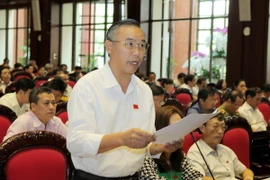 Thông qua Luật sửa đổi Luật Giao thông đường thủy nội địa