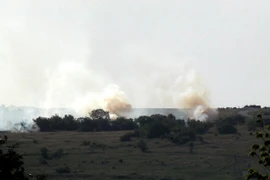 Anh: Nga cấp vũ khí công nghệ cao cho quân ly khai Ukraine