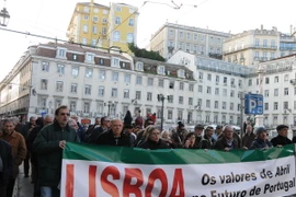 Lại biểu tình phản đối chính sách khắc khổ ở Bồ Đào Nha