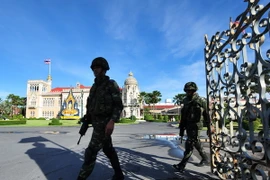 Quân đội Thái Lan thanh lọc quan chức thân gia tộc Thaksin