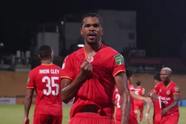 Gustavo lập cú đúp đưa Công an Hà Nội vươn lên ngôi đầu V-League 2023