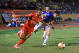 Hai đại diện của Thủ đô là Câu lạc bộ Hà Nội và Viettel là những ứng cử viên cho ngôi vô địch V-League 2023. (Ảnh: Hoài Nam/Vietnam+)