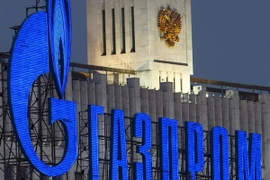 Logo của Tập đoàn khí đốt Gazprom tại thủ đô Moskva, Nga ngày 1/1/2009. (Nguồn: EPA/TTXVN)