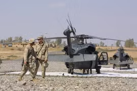 Binh sỹ Mỹ tại căn cứ không quân Qayyara, cách Mosul 35km về phía nam, ngày 4/10/2003. (Nguồn: AFP/TTXVN)