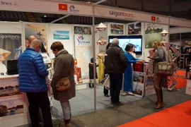  Hội chợ Du lịch “Reiselivmessen” Oslo 2016, với sự phối hợp tham gia của Văn phòng đại diện VietnamAirlines tại châu Âu và công ty du lịch SaigonTour của một người Na Uy yêu Việt Nam. (Nguồn: TTXVN)