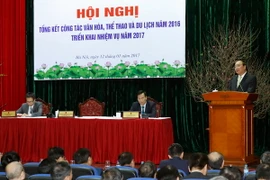 Thủ tướng Nguyễn Xuân Phúc phát biểu chỉ đạo tại hội nghị. (Ảnh: Thống Nhất/TTXVN)