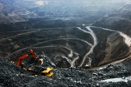 Khai trường mỏ than Khánh Hòa, tỉnh Thái Nguyên. (Ảnh: Trọng Đạt/TTXVN)