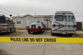Cảnh sát phong tỏa ngôi nhà nơi xảy ra vụ việc đau lòng. (Nguồn: amarillo.com)
