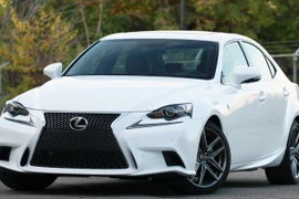 Mẫu xe Lexus IS250. (Nguồn: autoblog.com)