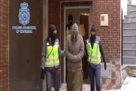 Cảnh sát Tây Ban Nha bắt giữ 7 đối tượng liên quan đến tuyển thành viên cho tổ chức IS. (Nguồn: AFP/TTXVN)