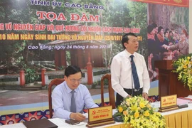 Lãnh đạo Tỉnh ủy Cao Bằng chủ trì Tọa đàm Đại tướng Võ Nguyên Giáp với quê hương cội nguồn cách mạng Cao Bằng. (Ảnh: Chu Hiệu/TTXVN)