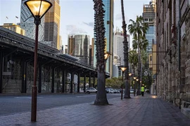 Cảnh vắng vẻ tại Sydney, Australia, trong thời gian phong tỏa phòng dịch COVID-19. (Ảnh: THX/TTXVN)