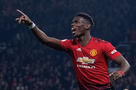 Pogba lập cú đúp giúp Quỷ đỏ tiếp tục thăng hoa.
