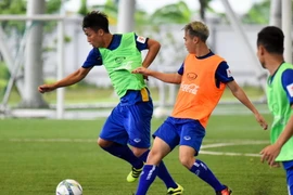 U23 Việt Nam tập luyện chuẩn bị cho ASIAD 18.