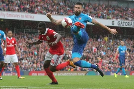 Giroud góp công mang chiến thắng về cho Arsenal. (Nguồn: Daily Mail)