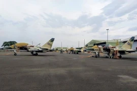 Trả lại xe tăng T-34, Lào lần đầu tiên sở hữu máy bay Yak-130 của Nga