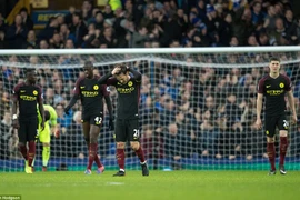 Man City thảm bại trước Everton. (Nguồn: Daily Mail)