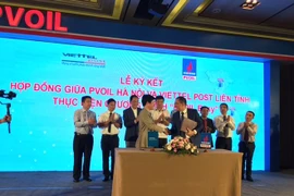 Ra mắt chương trình “PVOIL Easy” thanh toán xăng dầu bằng QR code