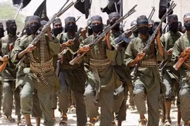 Các tay súng Al-Shabaab. (Nguồn: indianexpress)