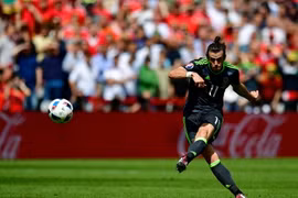 Bale ghi bàn thắng tuyệt đẹp cho đội tuyển xứ Wales. (Nguồn: Getty Images)