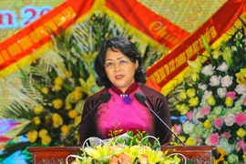 Phó Chủ tịch nước Đặng Thị Ngọc Thịnh phát biểu tại buổi lễ. (Ảnh: Minh Đức/TTXVN)