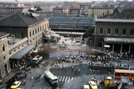 Hiện trường vụ đánh bom ở Bologna cách đây 40 năm. (Nguồn: AFP)