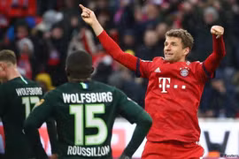 Mueller ghi bàn giúp Bayern thắng đậm. (Nguồn: Reuters)
