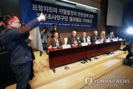 Cuộc họp báo công bố nguyên nhân động đất. (Nguồn: Yonhap)