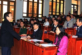 Chủ tịch nước Trương Tấn Sang đến thăm và nói chuyện với lớp bồi dưỡng Cán bộ dự nguồn cao cấp khóa 5. (Ảnh: Nguyễn Khang/TTXVN)