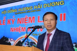 Đại sứ Việt Nam tại Liên bang Nga Ngô Đức Mạnh phát biểu tại buổi gặp mặt. (Ảnh: Hồng Quân/TTXVN)