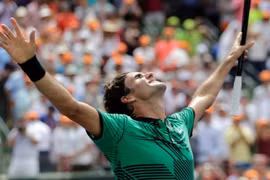 Với phong độ hiện tại, ngôi số 1 không phải là quá xa vời với Federer. (Nguồn: AP)