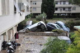 Cảnh tang hoang sau giông lốc. (Nguồn: repubblica.it)