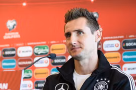 Miroslav Klose xuất hiện trong vai trò mới ở tuyển Đức. (Nguồn: Dfb.de)