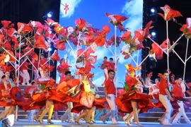 [Photo] Toàn cảnh sự kiện khai mạc Lễ hội Hoa Phượng đỏ 2018