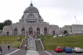 Saint Joseph' Oratory, nhà thờ lớn nhất Canada. (Nguồn: citynews.ca)