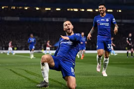 Cận cảnh Hazard solo ghi bàn giúp Chelsea đánh bại West Ham