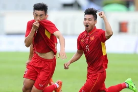 Đoàn Văn Hậu lập cú đúp cho U22 Việt Nam. (Ảnh: Quốc Khánh/TTXVN)