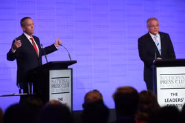 Thủ tướng Australia Scott Morrison và lãnh đạo đối lập Bill Shorten tranh luận. (Nguồn: The Guardian)