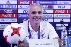 HLV U20 New Zealand Darren Bazelley tại buổi họp báo. (Ảnh: Đức Lộc/TTXVN)