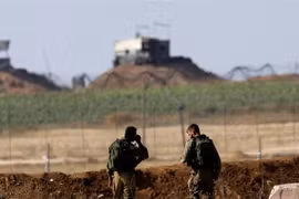 Binh sỹ Israel ở khu vực biên giới. (Nguồn: Reuters)