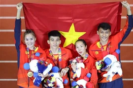 Video điền kinh Việt Nam dùng 'độc chiêu' để giành HCV 4x400m hỗn hợp