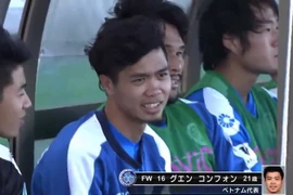 Công Phượng ngồi dự bị và chỉ thi đấu đúng 8 phút. 