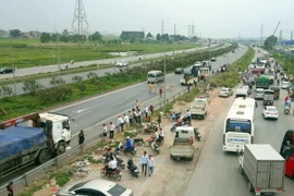 Hiện trường vụ tai nạn. (Ảnh: Việt Hùng/TTXVN)