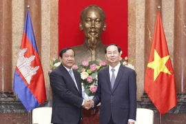Chủ tịch nước Trần Đại Quang tiếp Bộ trưởng Cao cấp, Bộ trưởng Ngoại giao và Hợp tác quốc tế Campuchia Prak Sokhonn. (Ảnh: Lâm Khánh/TTXVN)