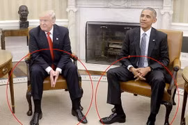Ông Trump tỏ ra lo lắng khi gặp ông Obama. (Nguồn: Daily Mail)