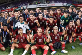 Cận cảnh đội tuyển Thái Lan thẳng tiến vòng 1/8 Asian Cup 2019