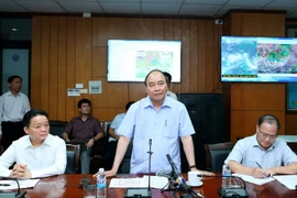 Thủ tướng Nguyễn Xuân Phúc phát biểu chỉ đạo tại buổi làm việc. (Ảnh: Thống Nhất/TTXVN)