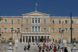 Người dân Hy Lạp tại thủ đô Athens. (Nguồn: THX/TTXVN)