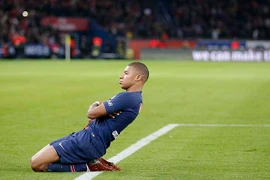 Mbappe đi vào lịch sử Ligue 1.